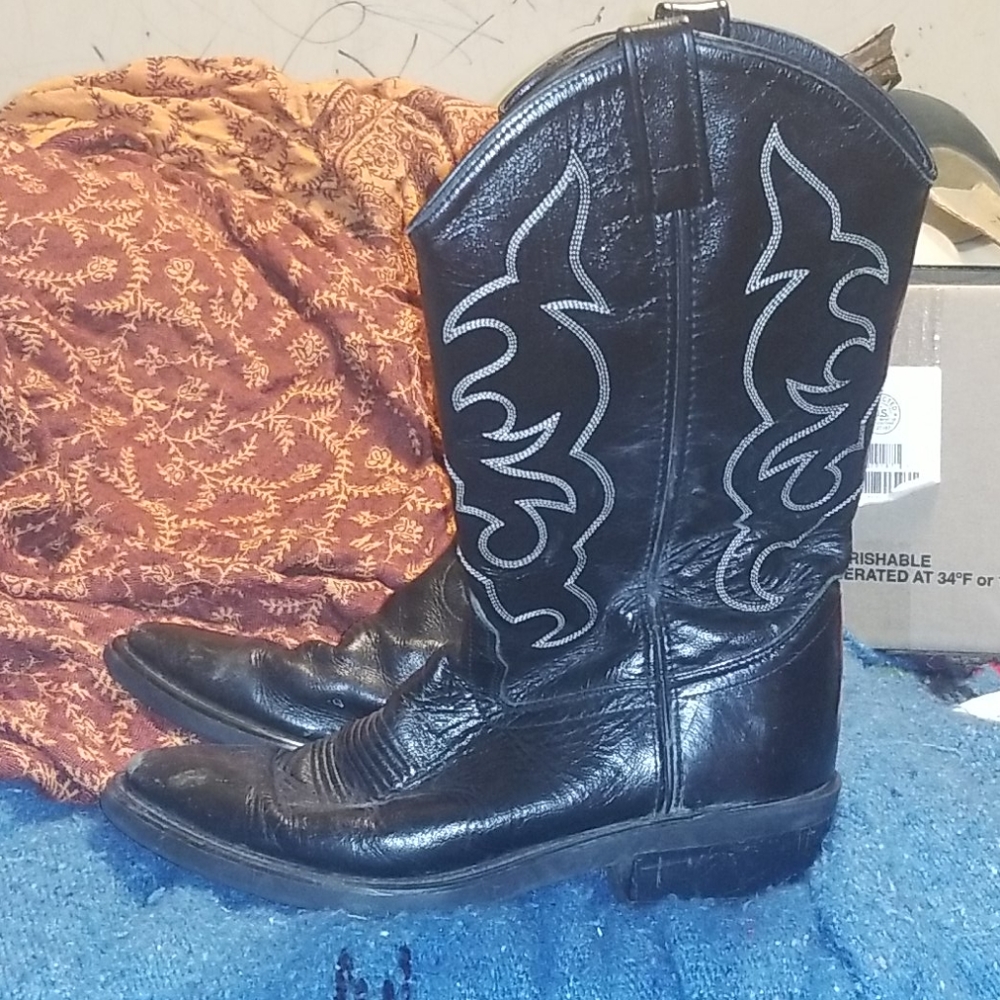 Mens boots 7D